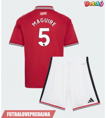 Lacne Dětský Futbalové dres Manchester United Harry Maguire #5 2026-27 Krátky Rukáv - Domáci (+ trenírky)